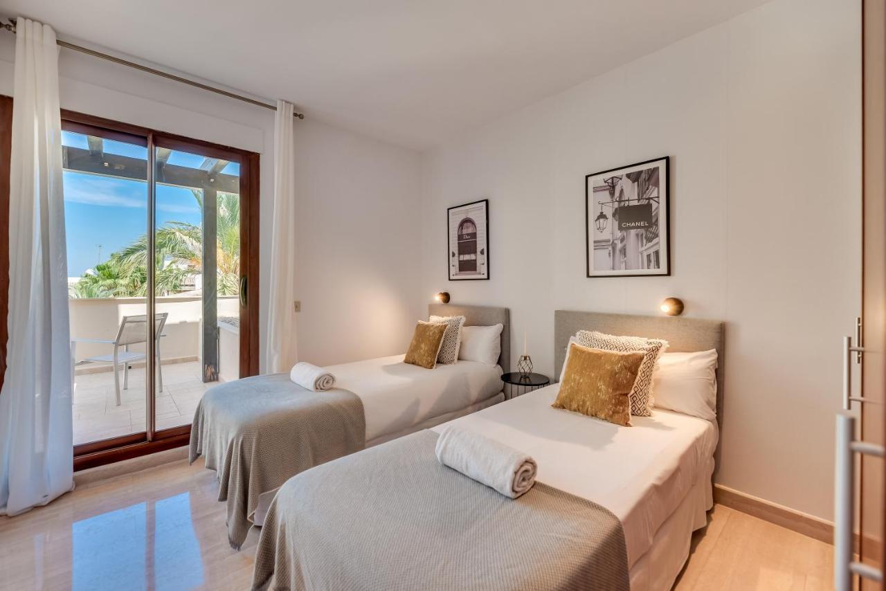 Vacation I Private Heated Swimming Pool, Walking Distance To Puerto Banus, Security 24-7, Bbq, Wifi