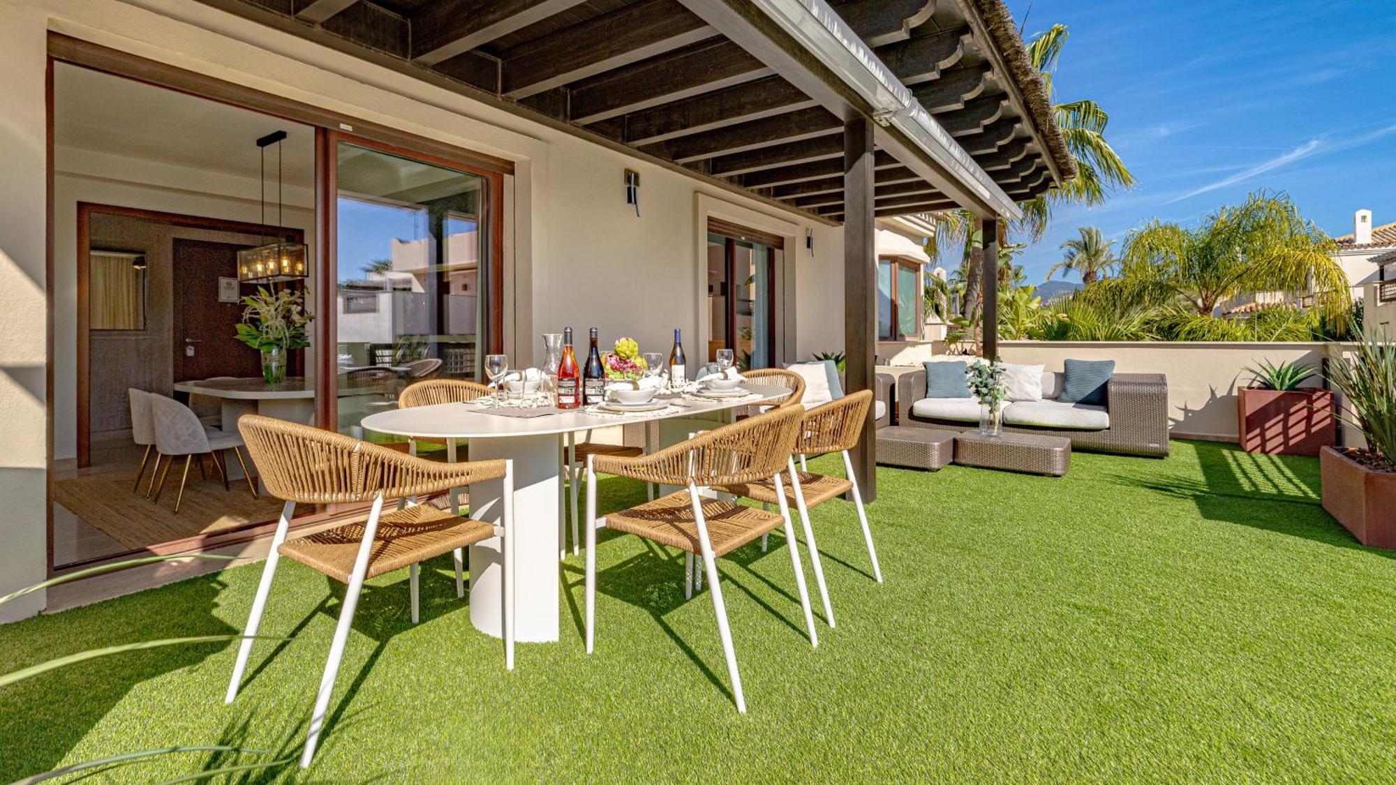 Vacation I Private Heated Swimming Pool, Walking Distance To Puerto Banus, Security 24-7, Bbq, Wifi *