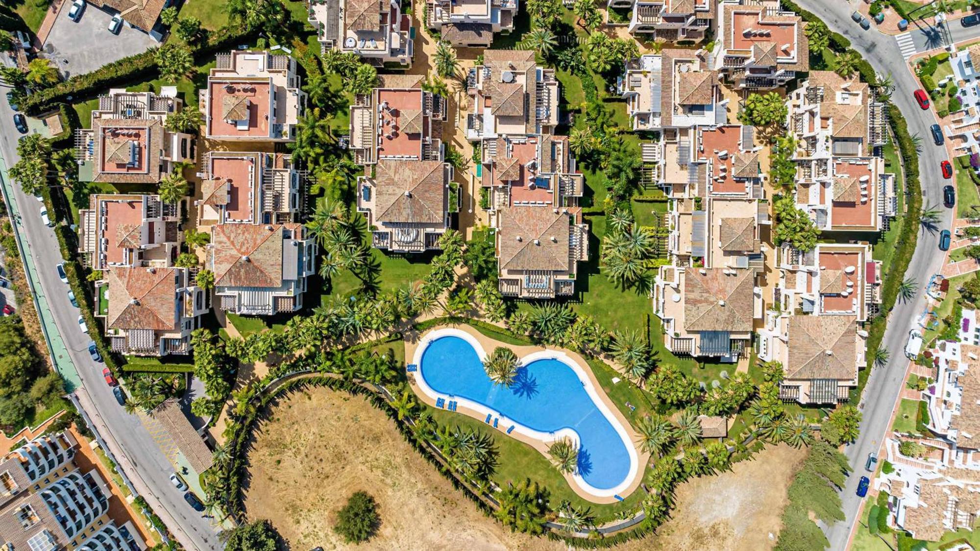 Vacation I Private Heated Swimming Pool, Walking Distance To Puerto Banus, Security 24-7, Bbq, Wifi Appartement